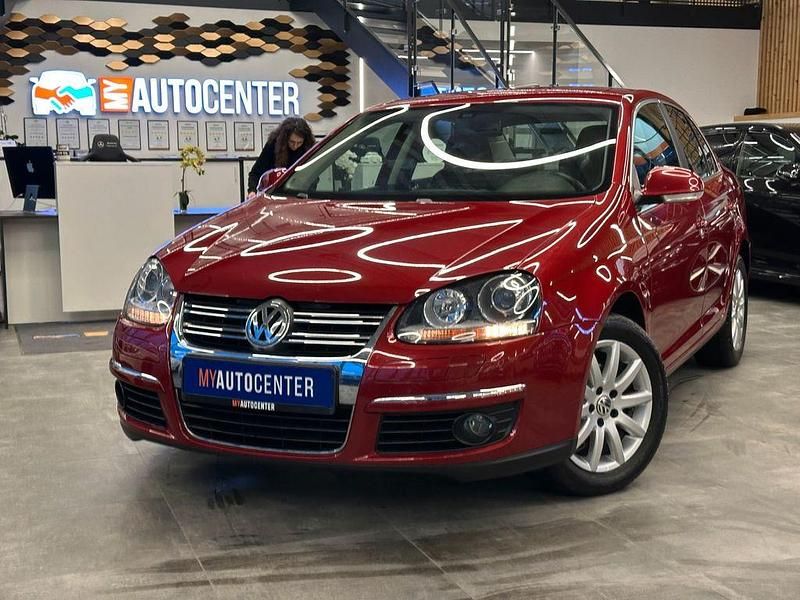 Gebraucht VW Jetta Comfortline 116 PS (85 kW) 2007 Rot Limousine