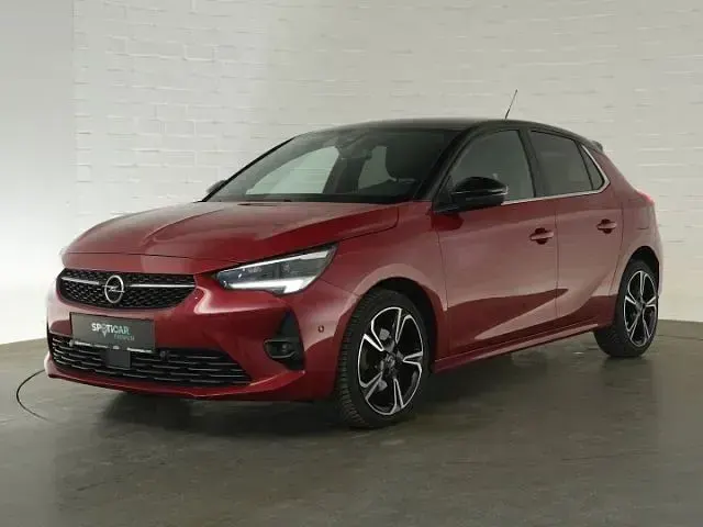 Używany Opel Corsa Ultimate 131 KM (96 kW) 2022 Czerwony Hatchback
