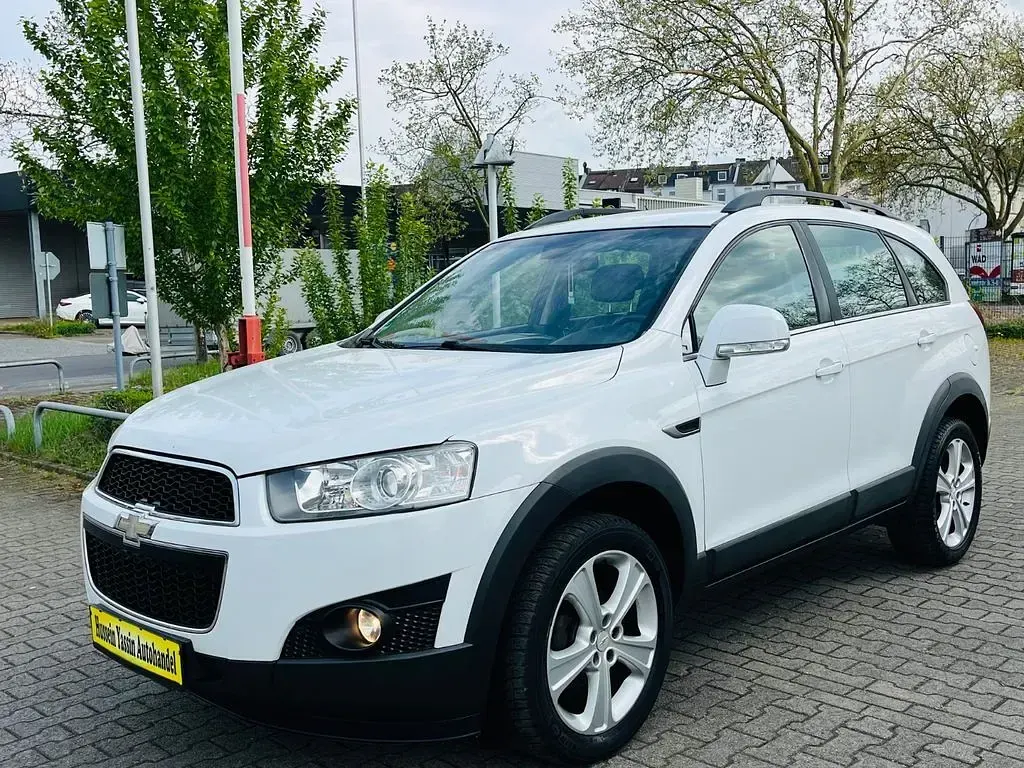 Gebraucht Chevrolet Captiva LT 167 PS (122 kW) 2012 Weiß SUV