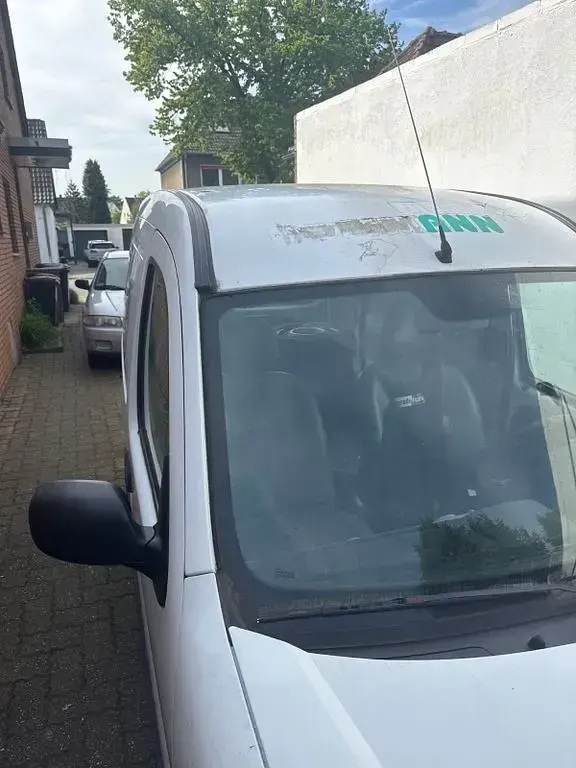 Używany Renault Kangoo 68 KM (50 kW) 2007 Biały Minivan