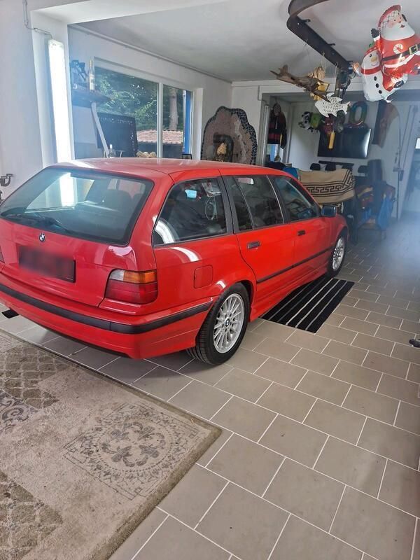 Rot Gebraucht 1997 BMW 323 Kombi | 4.990 € (Fairer Preis) - Bild 1/4