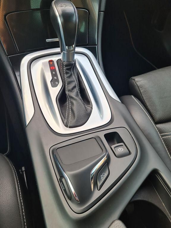 Gebraucht Opel Insignia OPC 325 PS (239 kW) 2015 Weiß Limousine