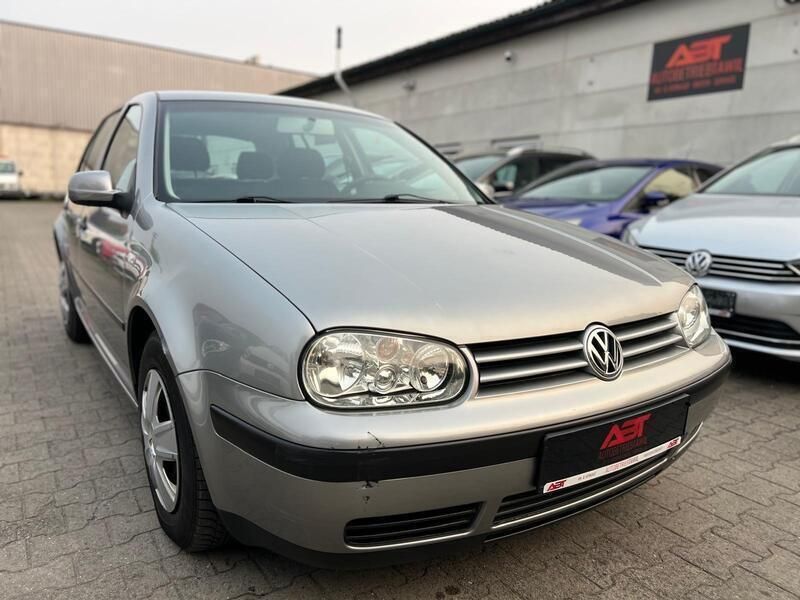 Grün Gebraucht 2002 VW Golf IV Kleinwagen | 4.499 € (Teuer) - Bild 1/4
