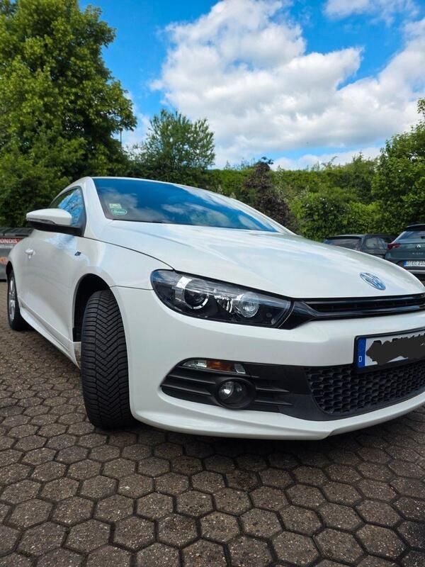 Weiß Gebraucht 2013 VW Scirocco R-line Coupé | 7.200 € (Superpreis) - Bild 1/4