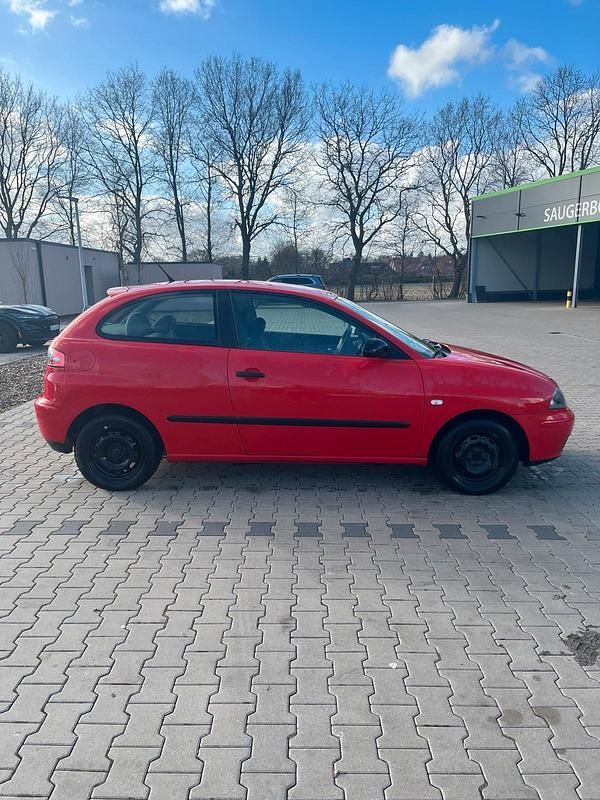 Gebraucht Seat Ibiza 75 PS (55 kW) 2003 Rot Kleinwagen