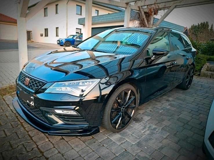 Schwarz Gebraucht 2019 Cupra Leon Kombi | 23.400 € (Fairer Preis) - Bild 1/4