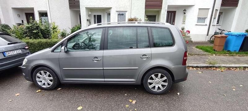 Gebraucht VW Touran Highline 140 PS (102 kW) 2007 Van / Kleinbus