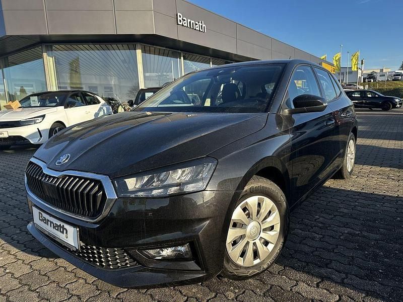 Schwarz Gebraucht 2024 Skoda Fabia Ambition Limousine | 16.490 € (Guter Preis) - Bild 1/4