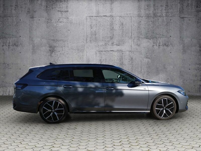 Gebraucht VW Passat IQ Drive 150 PS (110 kW) 2024 Grau Kombi