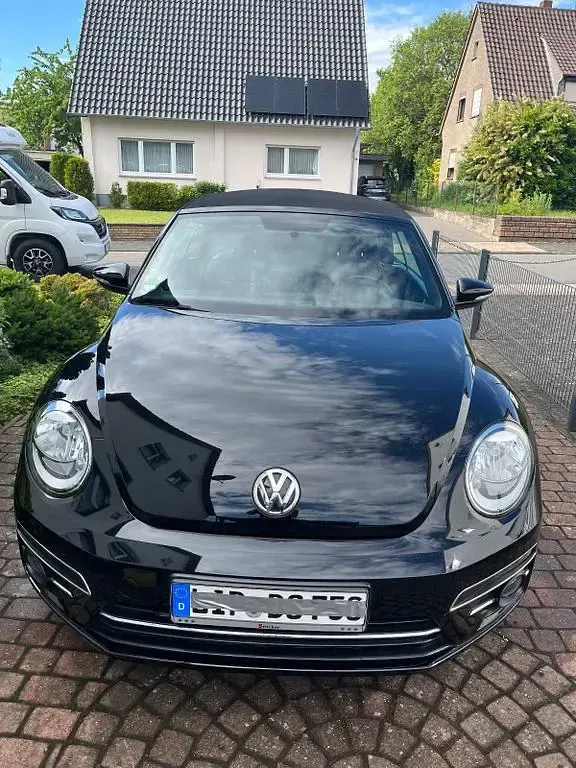 Gebraucht VW Beetle Design 105 PS (77 kW) 2017 Schwarz Kleinwagen
