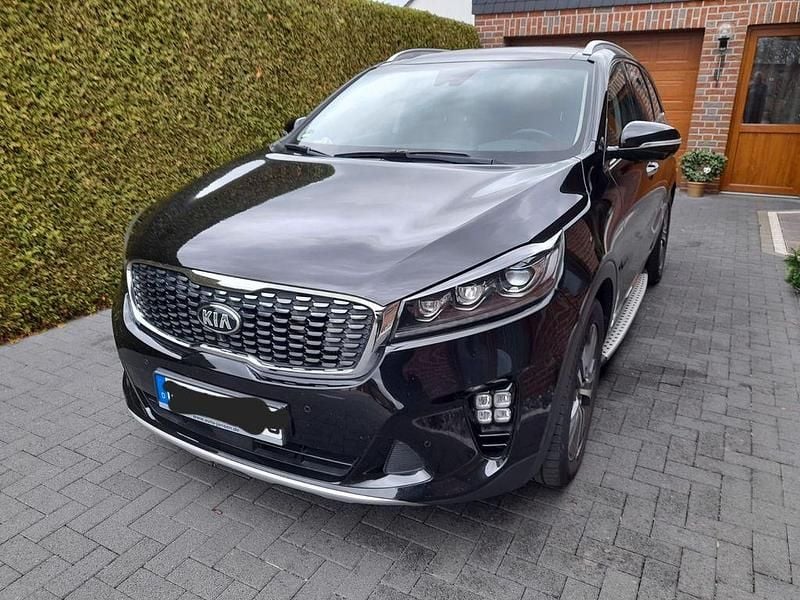 Schwarz Gebraucht 2019 Kia Sorento GT-Line SUV | 29.900 € (Fairer Preis) - Bild 1/4
