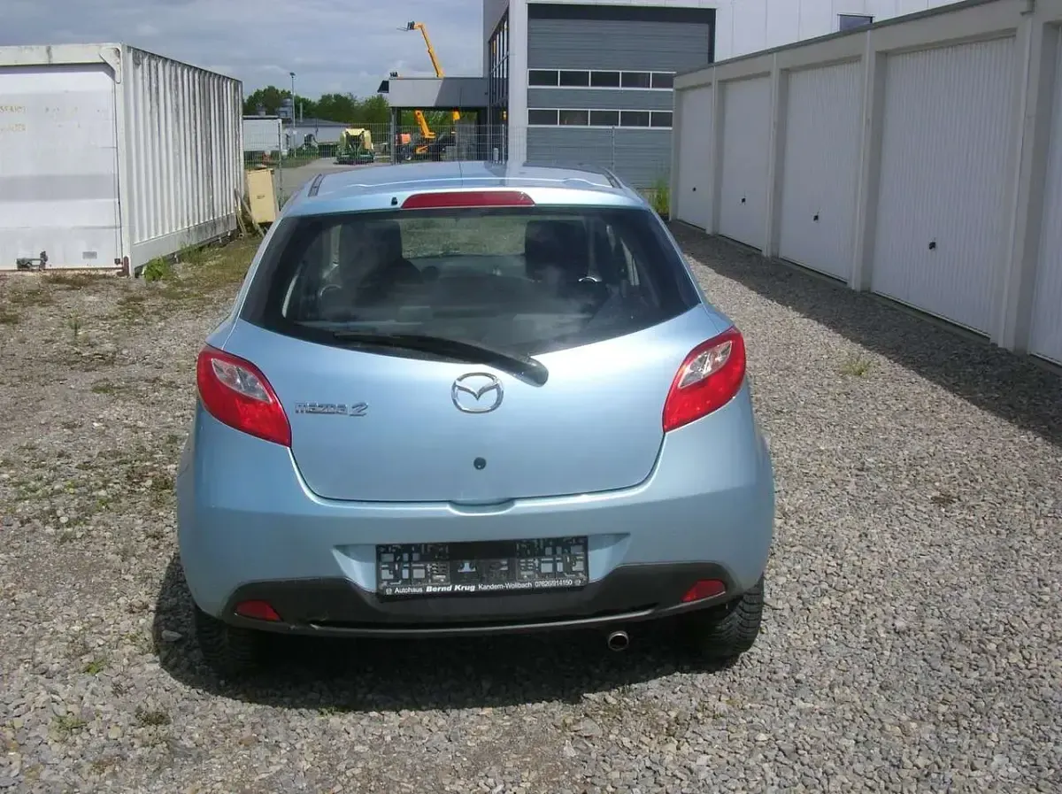 Gebraucht Mazda 2 Impuls 75 PS (55 kW) 2009 Icy blau metallic Kleinwagen