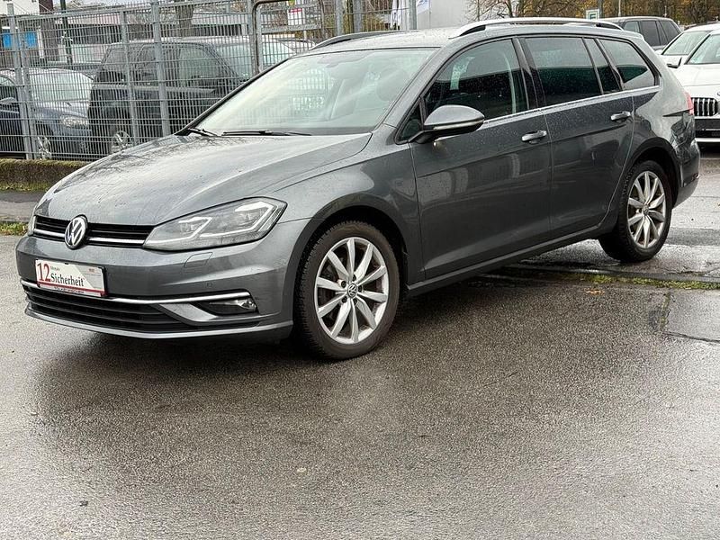 Gebraucht VW Golf VII Highline 150 PS (110 kW) 2017 Indiumgrau metallic Kombi
