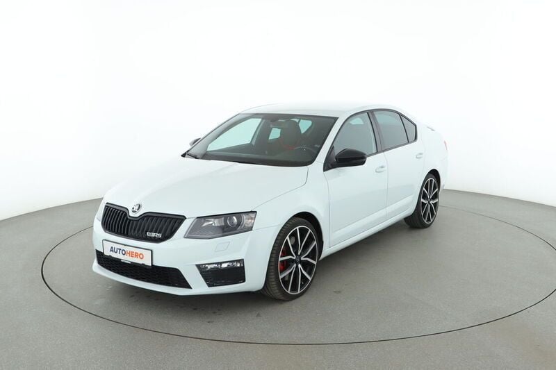 Weiß Gebraucht 2015 Skoda Octavia RS Limousine | 14.890 € (Guter Preis) - Bild 1/4