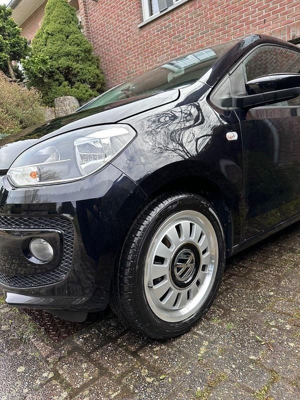 Usata VW up! 75 CV (55 kW) 2012 Nero Utilitaria