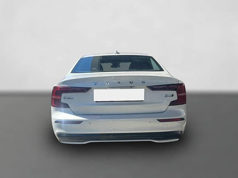 Gebraucht Volvo S60 Ultimate 250 PS (183 kW) 2023 Weiß Limousine