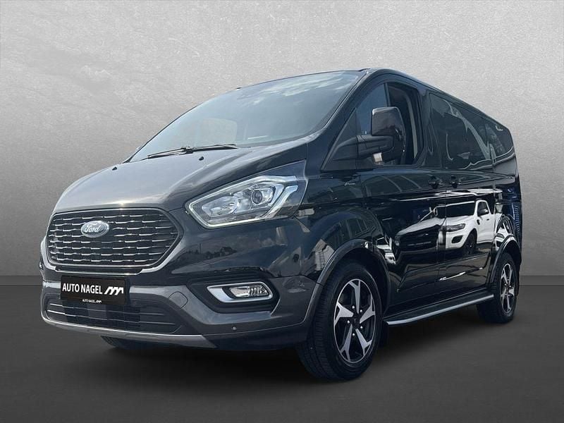 Schwarz (metallic) Gebraucht 2022 Ford Tourneo Custom Van | 34.990 € (Teuer) - Bild 1/4