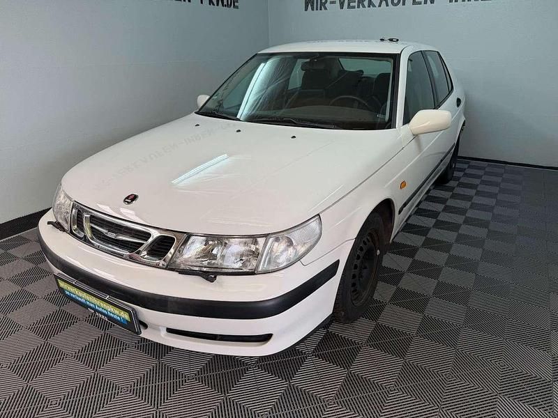 Second-hand Saab 9-5 150 CP (110 kW) 2000 Alb Berlinǎ