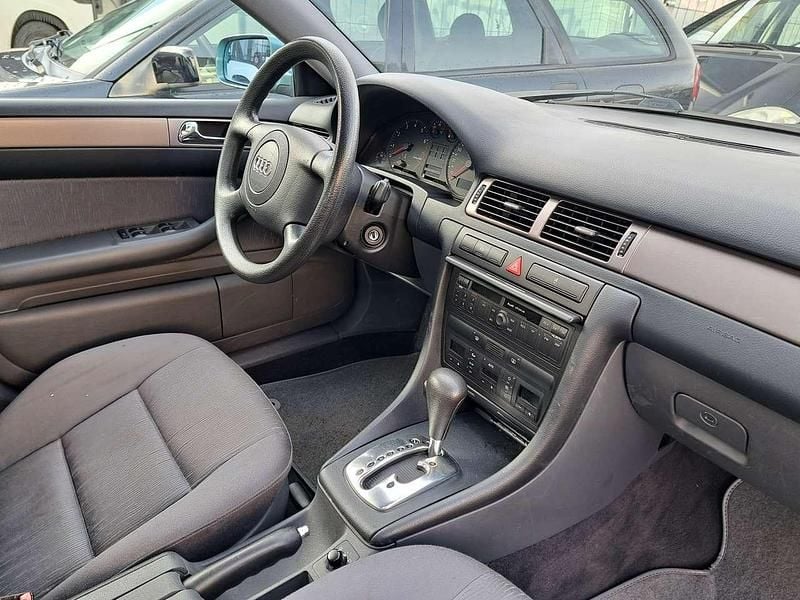 Gebraucht Audi A6 165 PS (121 kW) 1997 Grün Limousine
