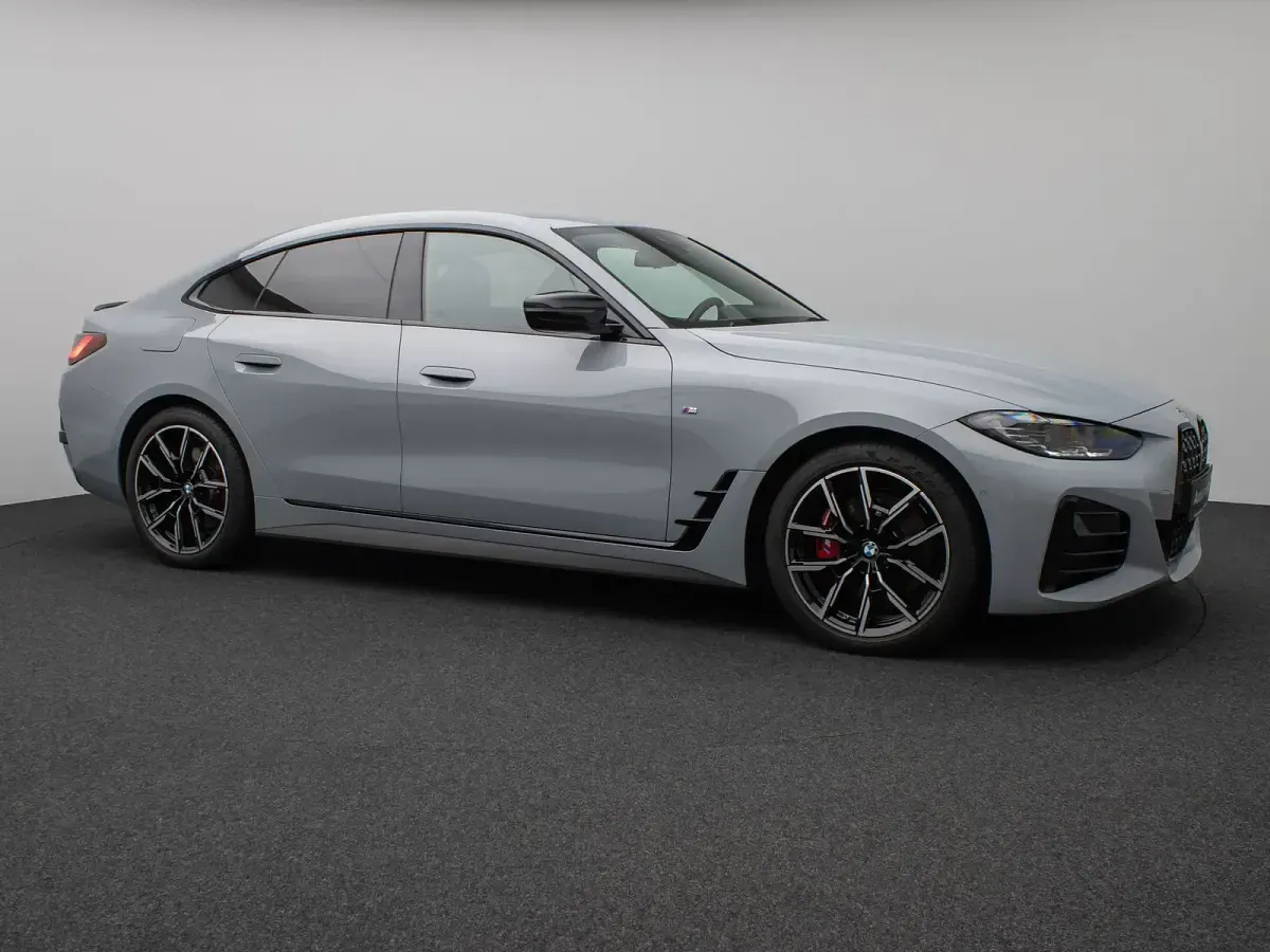 Gebraucht BMW 420 Gran Coupé Performance 184 PS (135 kW) 2023 M brooklyn grau metalliccschwarz Coupé