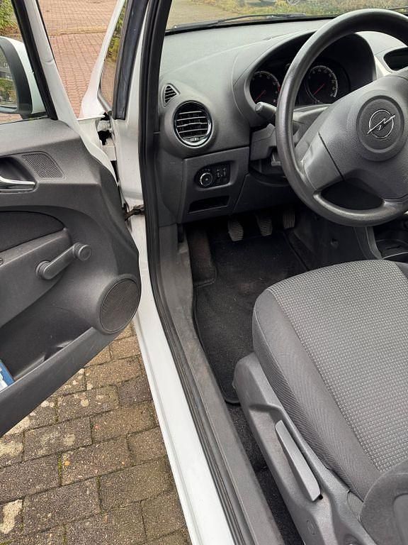 Gebraucht Opel Corsa 69 PS (50 kW) 2010 Weiß Kleinwagen