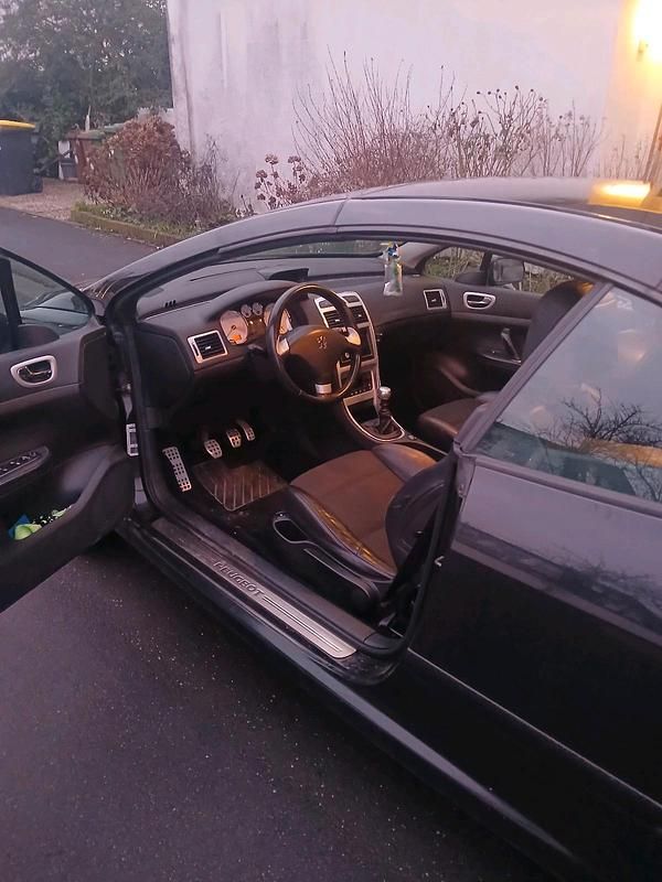 Gebraucht Peugeot 307 CC 136 PS (100 kW) 2006 Schwarz Cabrio