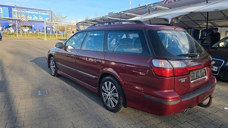 Gebraucht Subaru Legacy 156 PS (114 kW) 2000 Rot Kombi