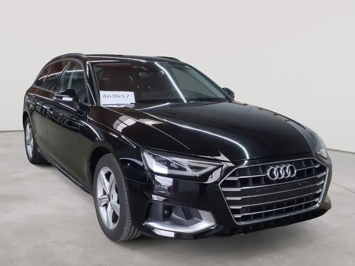 Gebraucht Audi A4 Advanced 136 PS (100 kW) 2022 Kombi