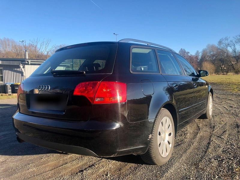 Second-hand Audi A4 131 CP (96 kW) 2005 Negru Break
