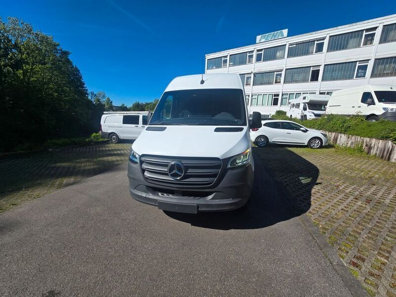 Weiß Gebraucht 2021 Mercedes Sprinter Van | 26.894 € (Guter Preis) - Bild 1/4