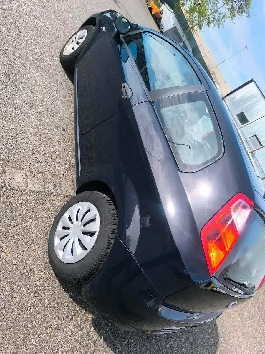 Gebraucht Fiat Punto 74 PS (54 kW) 2009 Blau Kleinwagen