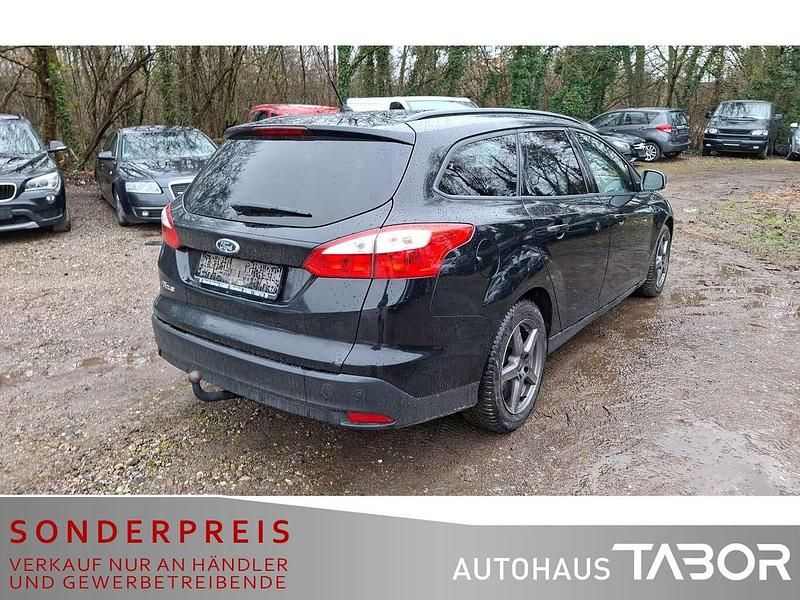 Gebraucht Ford Focus Trend 105 PS (77 kW) 2011 Schwarz Limousine