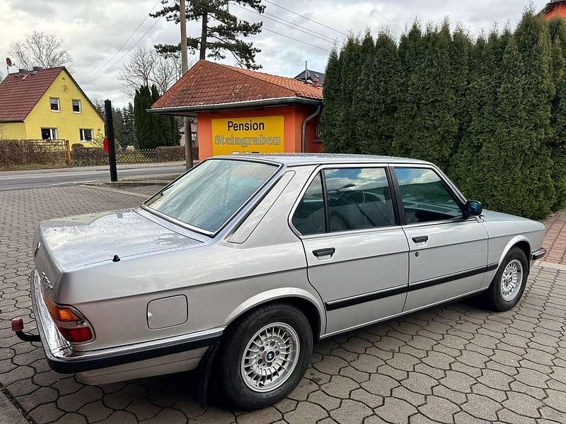 Brugt BMW 525 122 HK (89 kW) 1986 Polarismetallic Sedan