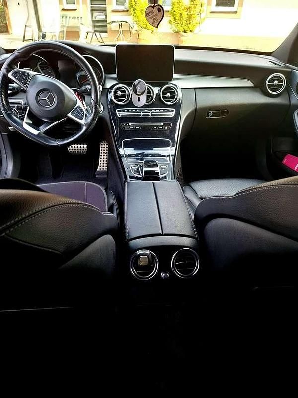 Gebraucht Mercedes C250 AMG line 204 PS (150 kW) 2016 Kombi