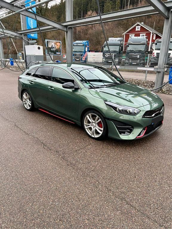 Gebraucht Kia ProCeed GT 204 PS (150 kW) 2023 Grün Kombi