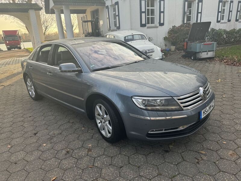 Grau Gebraucht 2014 VW Phaeton Limousine | 15.500 € (Superpreis) - Bild 1/4