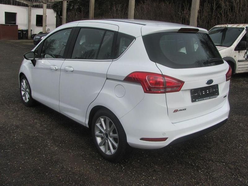 Gebraucht Ford B-MAX Titanium 101 PS (74 kW) 2017 Weiß Van / Kleinbus