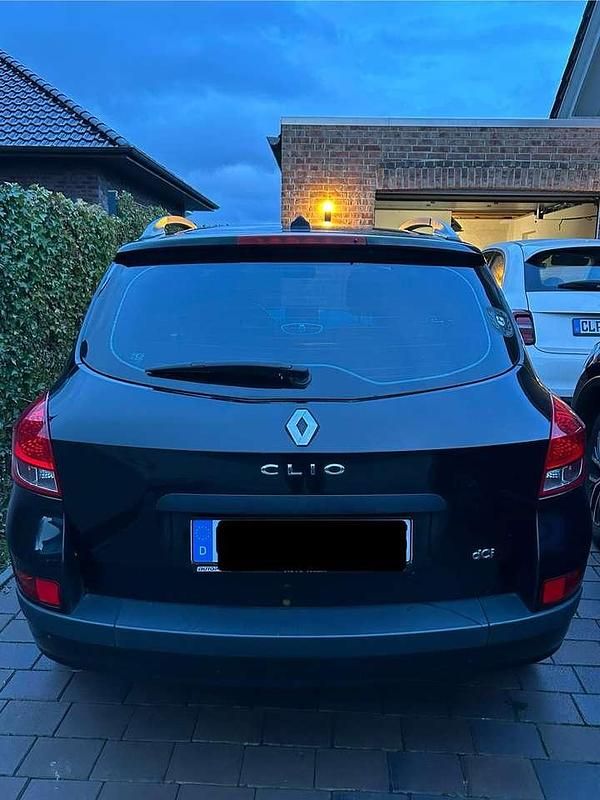 Schwarz Gebraucht 2012 Renault Clio GrandTour Expression Kombi | 4.100 € (Fairer Preis) - Bild 1/4