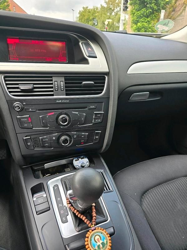 Gebraucht Audi A4 161 PS (118 kW) 2008 Grau Limousine