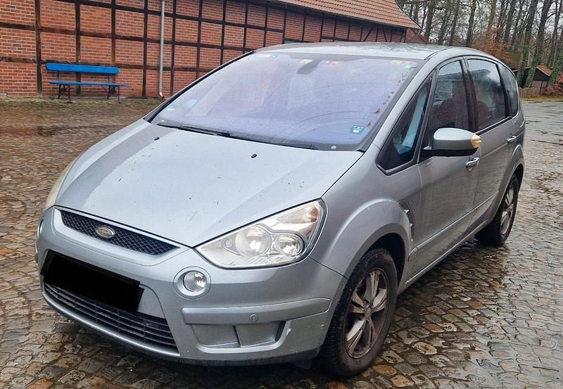 Second-hand Ford S-MAX S 140 CP (102 kW) 2009 Gri Monovolum