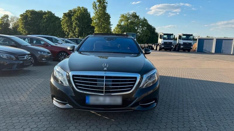 Braun Gebraucht 2014 Mercedes S500 Limousine | 36.200 € (Superpreis) - Bild 1/4
