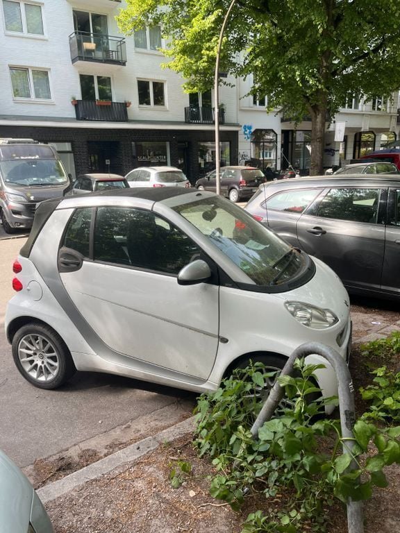 Weiß Gebraucht 2011 Smart ForTwo Cabrio Passion Cabrio | 7.800 € (Fairer Preis) - Bild 1/4