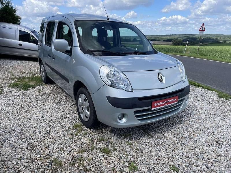 Silber Gebraucht 2009 Renault Kangoo Privilege Van / Kleinbus | 5.200 € (Fairer Preis) - Bild 1/4