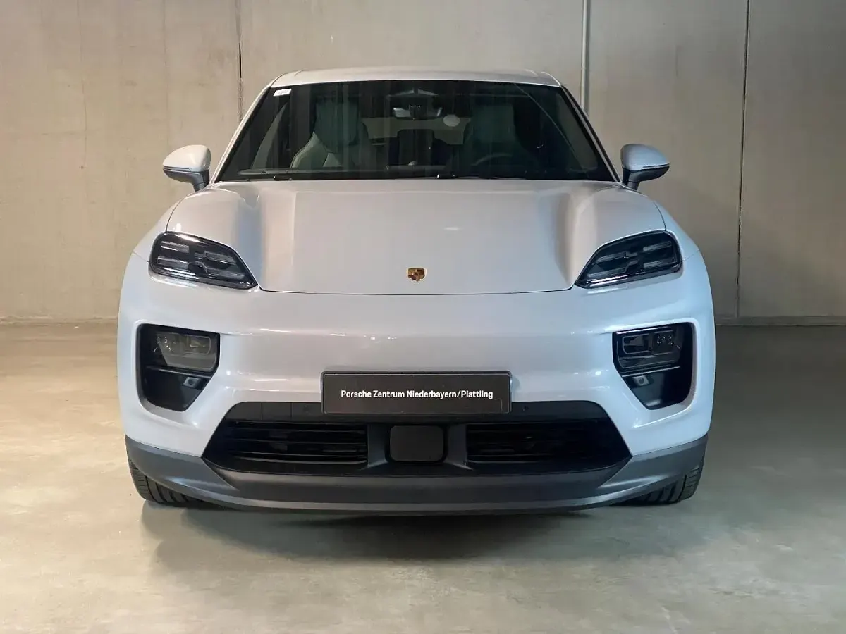 Gebraucht Porsche Macan 300 kW (408 PS) 2026 Eisgraumetallic SUV