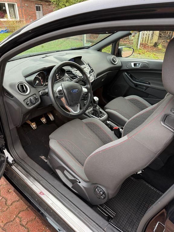 Gebraucht Ford Fiesta ST-Line 140 PS (102 kW) 2016 Schwarz Kleinwagen
