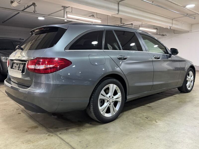Gebraucht Mercedes C200 136 PS (100 kW) 2016 Grau Kombi