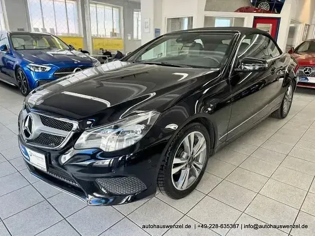 Second-hand Mercedes E200 184 CP (135 kW) 2014 Negru Cabrio