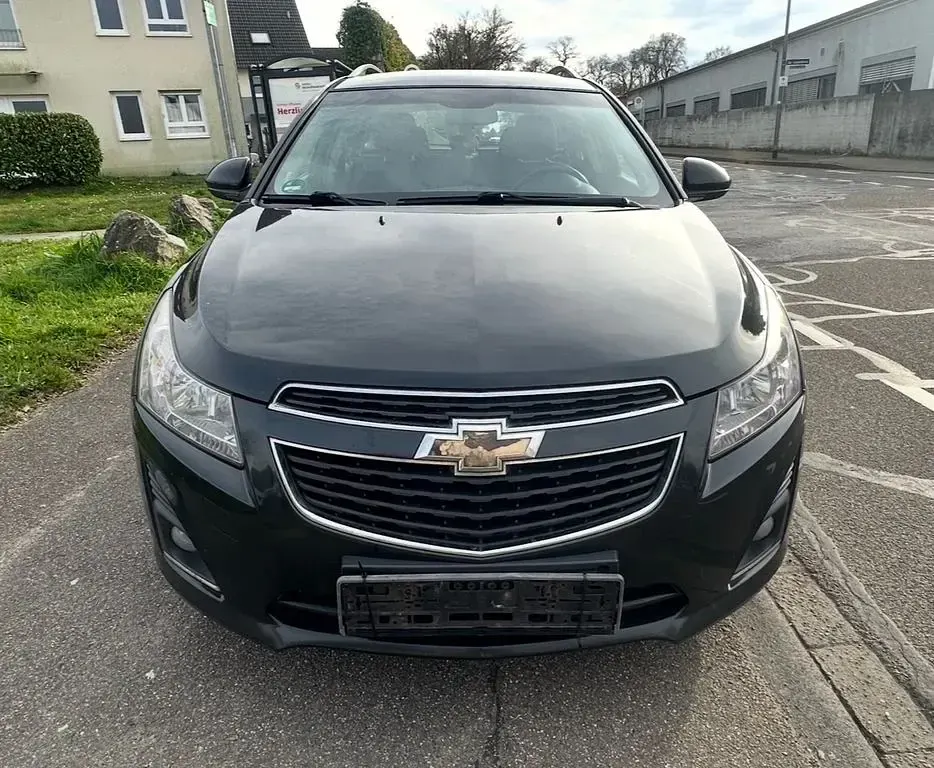 Gebraucht Chevrolet Cruze LT 131 PS (96 kW) 2013 Schwarz Limousine