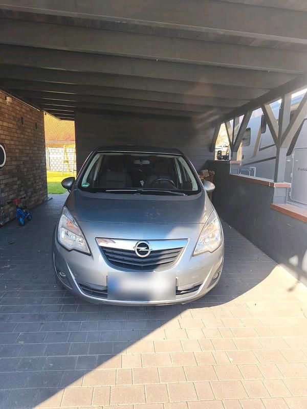 Gebraucht Opel Meriva 100 PS (73 kW) 2011 Grau Van / Kleinbus