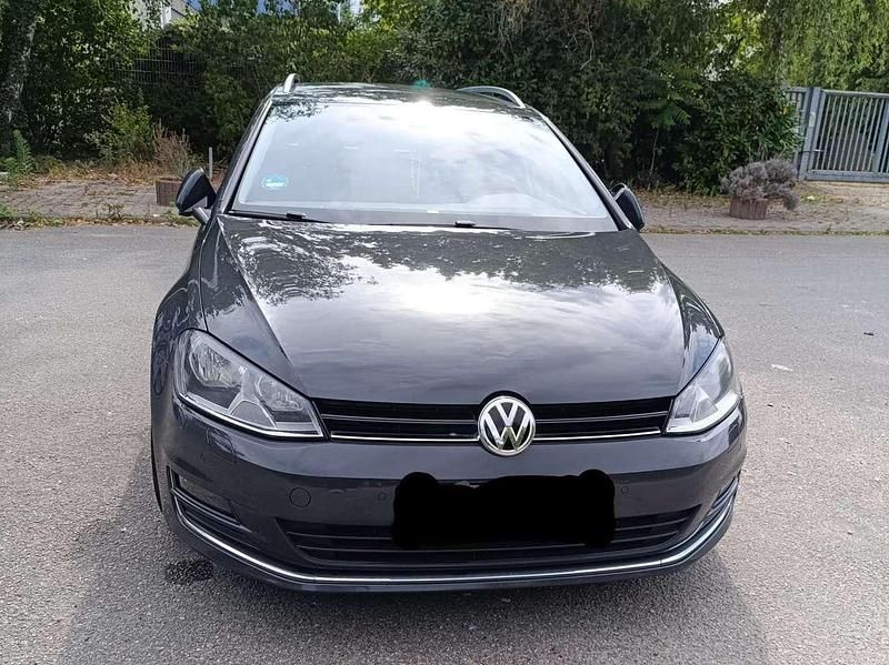 Grau Gebraucht 2017 VW Golf VII Allstar Kombi | 8.700 € (Fairer Preis) - Bild 1/4